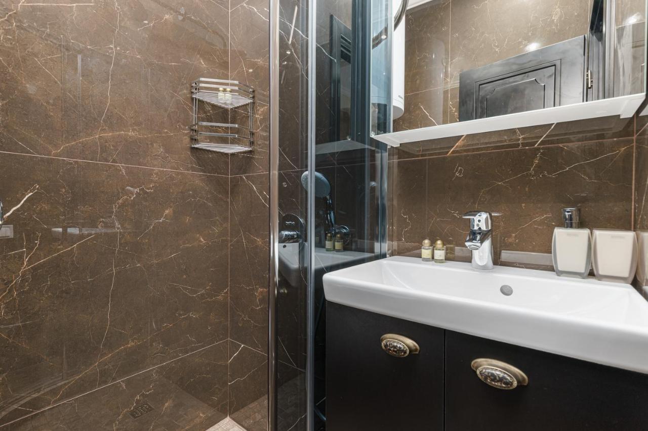 אודסה Arcadia City Apartments מראה חיצוני תמונה