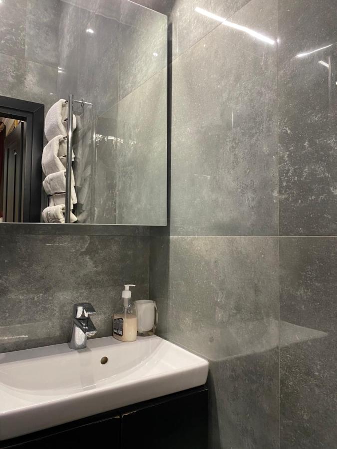 אודסה Arcadia City Apartments מראה חיצוני תמונה