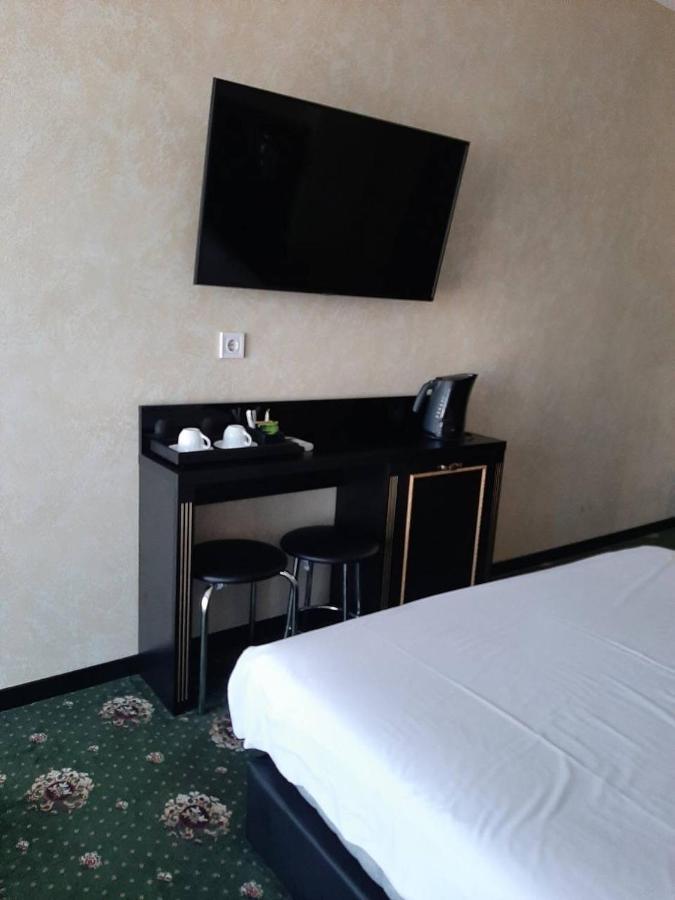 אודסה Arcadia City Apartments מראה חיצוני תמונה